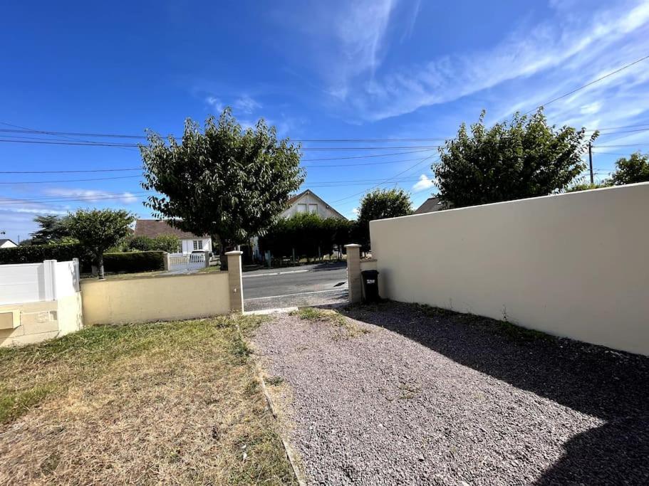 Auva - Sils Maison 48 M2 A 5 Minutes A Pied De La Plage サントーバン・シュル・メール エクステリア 写真